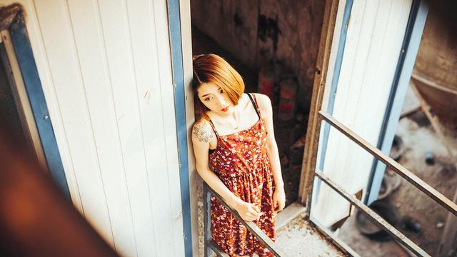 想念你的温柔 抖音上很火的一首歌我在等你歌词